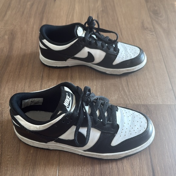 Nike panda dunks - Picture 2 of 4